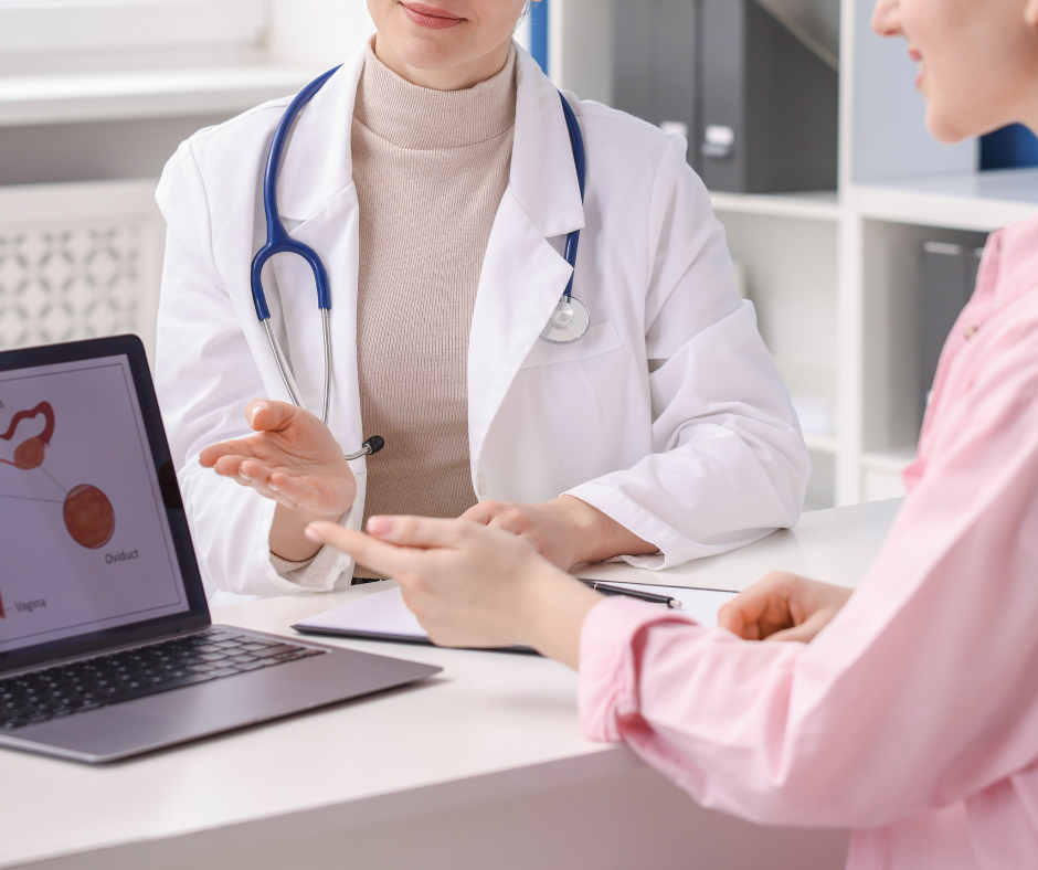 Patient speaking with a gynaecologist about choosing the right contraception method